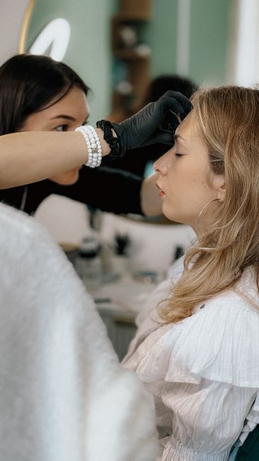 Brow Shaping Add-On