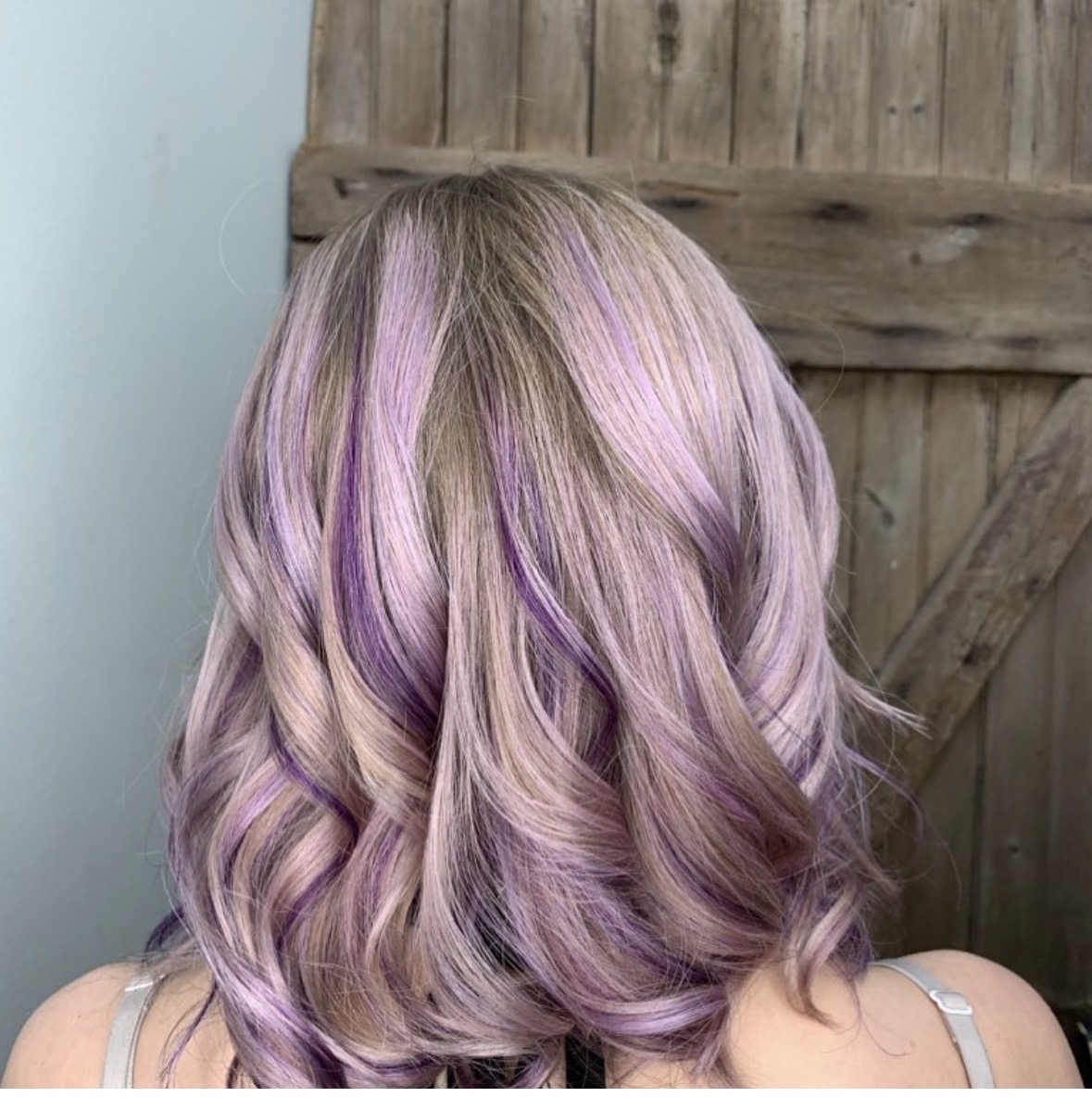 Brazillian Blowout w/ Gift