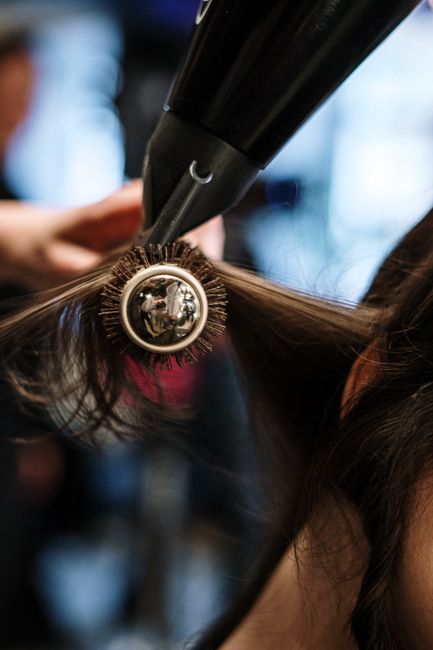 Shampoo & Blow dry