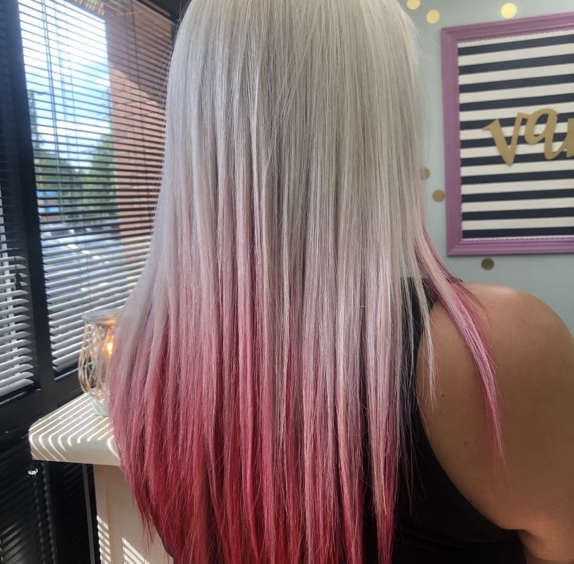 Brazillian Blowout w/ Gift
